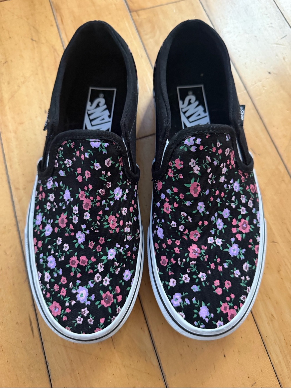 Vans womens Slip-On Floral Sneakers - Black with Pink & Purple Flowers